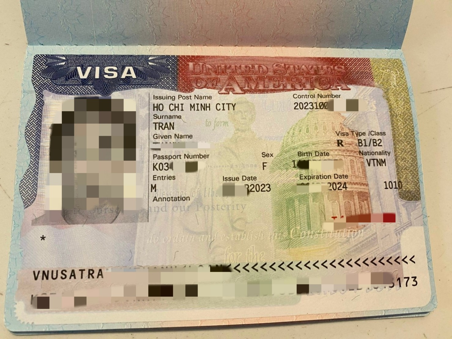 Chúc mừng anh Duy đã thành công đậu Visa Mỹ diện du lịch thăm thân B1/B2, anh rất vui mừng!